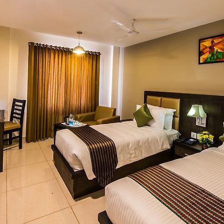Plaza Hotel Trichy Tiruchirappalli Habitación foto