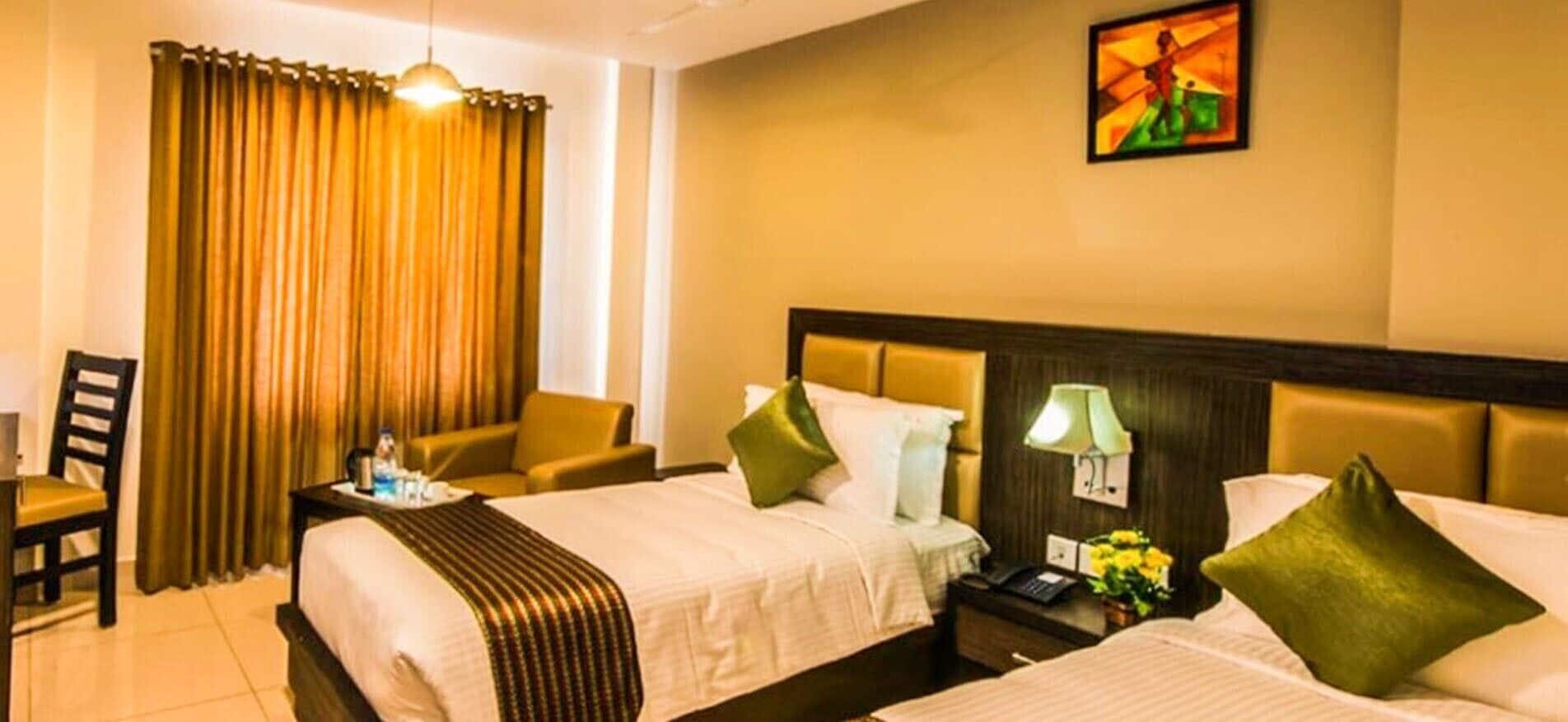 Plaza Hotel Trichy Tiruchirappalli Exterior foto