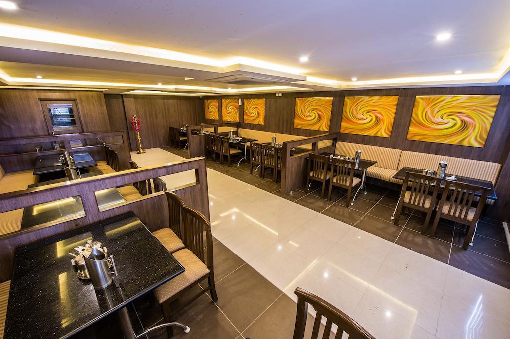 Plaza Hotel Trichy Tiruchirappalli Habitación foto